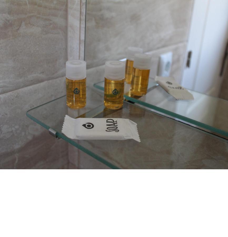 Hostal Imperial Merida Bagian luar foto